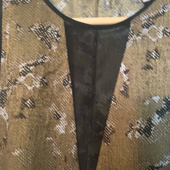 100% Silk Robert Rodriguez Blouse- Small - Picture 3 of 6